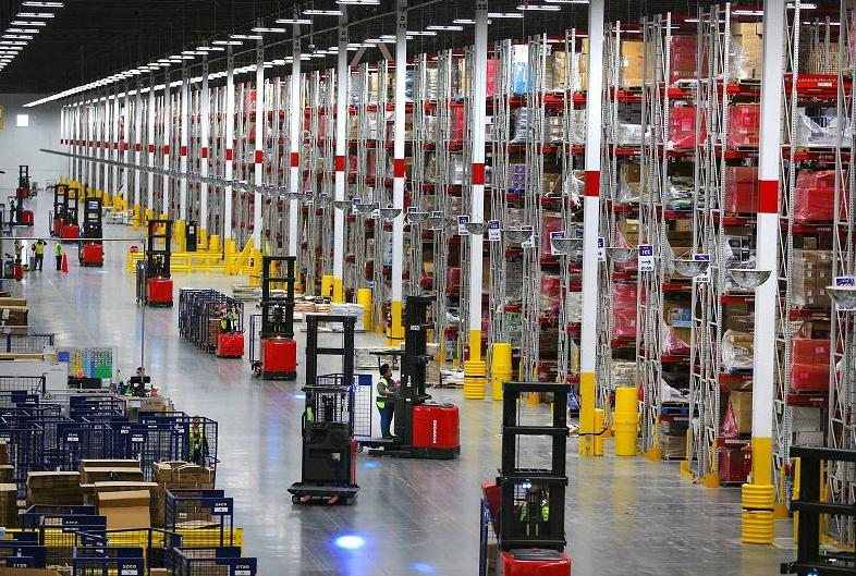 thuê Kubet kho hàng